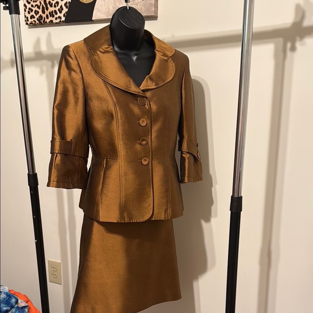 Albert Nipon silk suit
